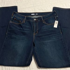Old Navy women jeans. Dark blue size 12 Long. Brand new!